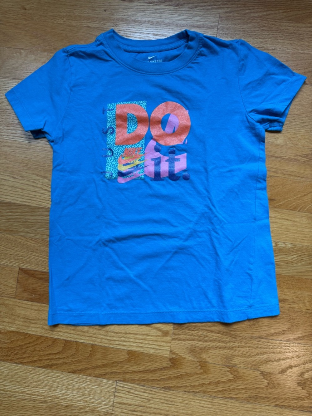 Kids Nike Bright Blue Graphic "Just Do It." Short Sleeve Tee Sz M